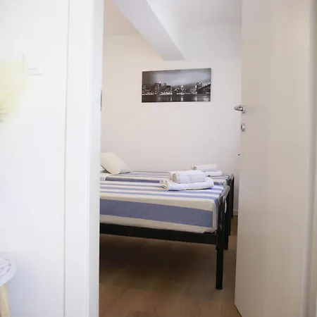 Hébergement de vacances 2 *